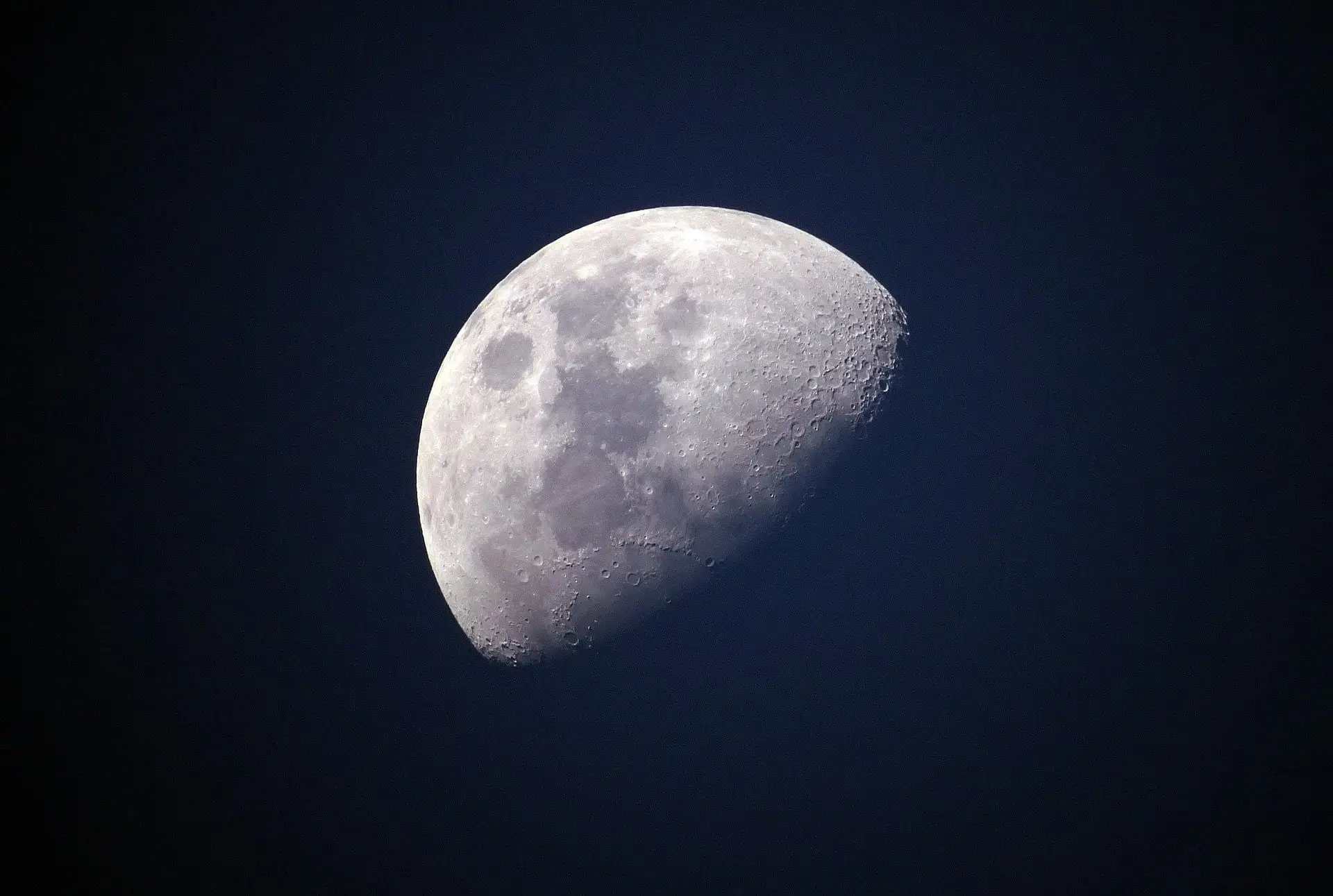 Comment prendre une magnifique photo lune ?